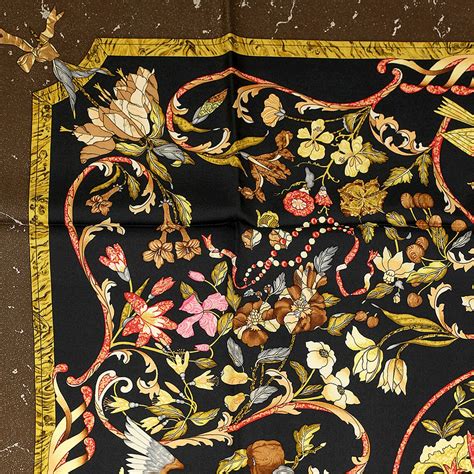 Pierres d'Orient et d'Occident Hermes Silk Scarf 